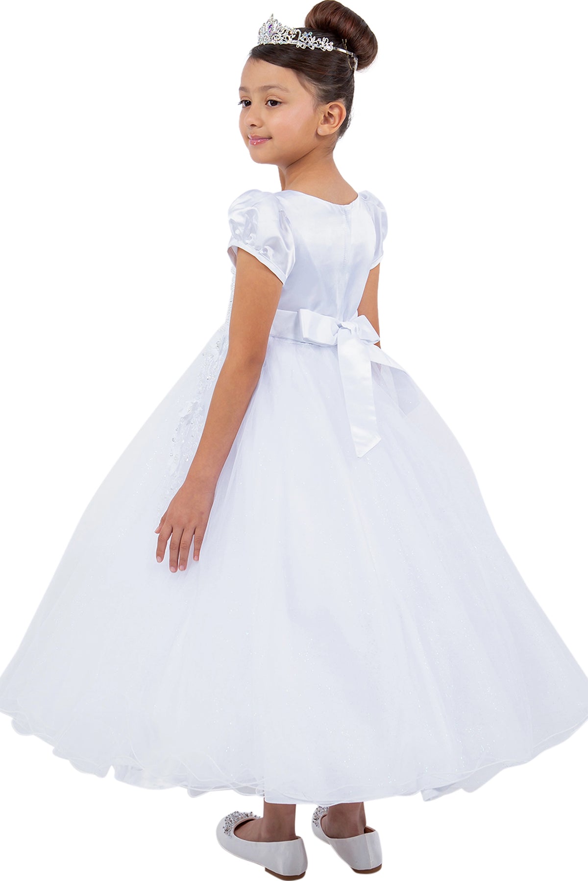Satin bow ties the back of this White communion dress beneath its zipper.