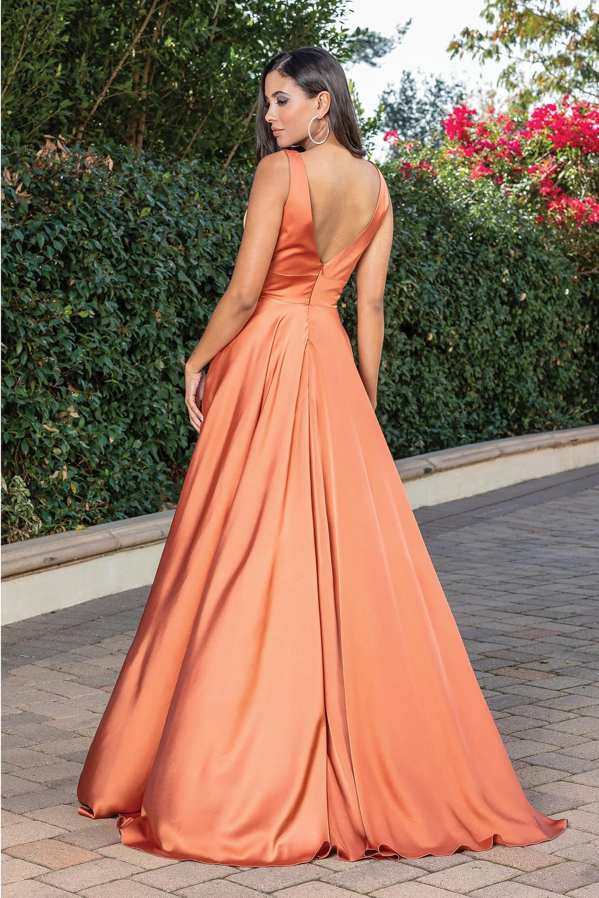 From the back, the Sienna prom dress reveals its floor-length skirt.