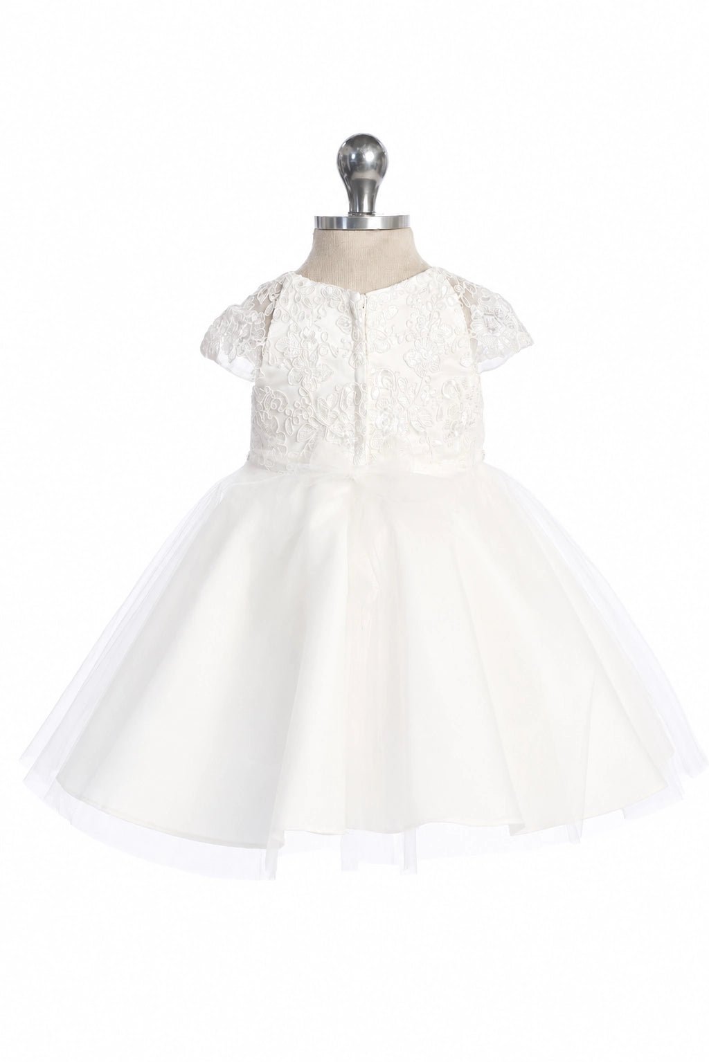 Small satin back bow: detail of the off-white flower girl dress.