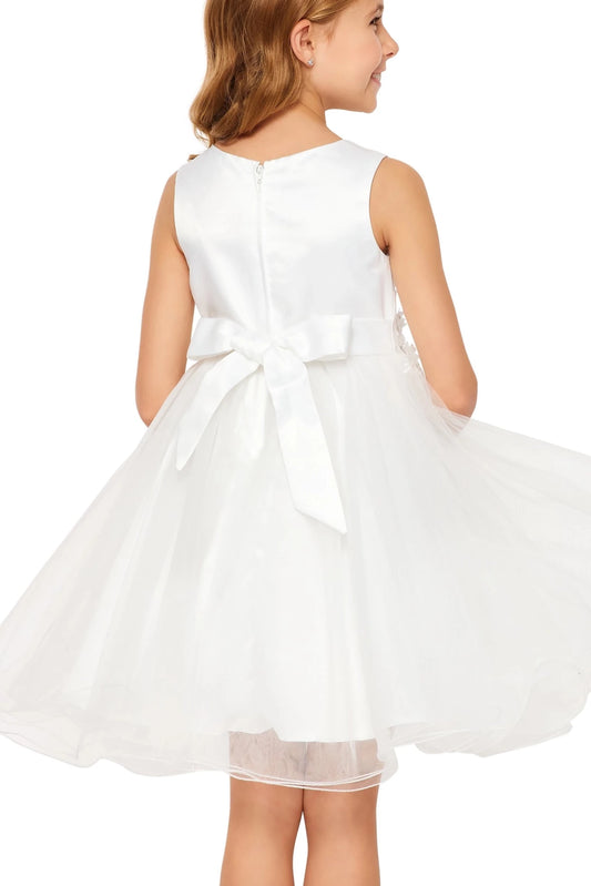 Showcasing with a satin back bow, this White kids party dress displays elegant detail.
