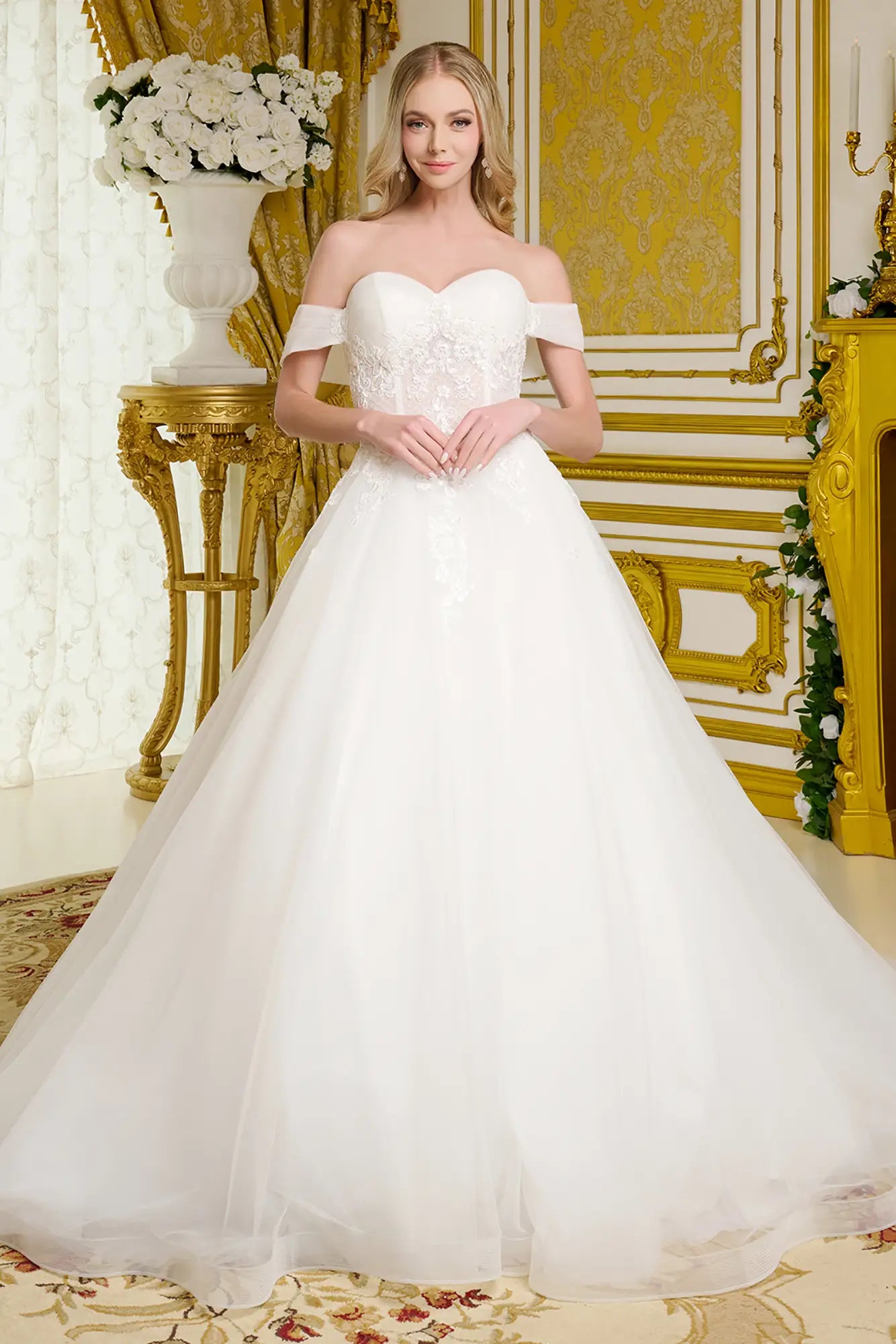 A-Line Wedding Gown with Beaded Sweetheart Bodice XS / Lace-up / Off-White