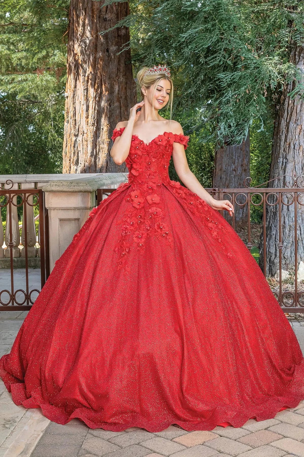 Back view of a Red quinceañera gown showing lace-up back