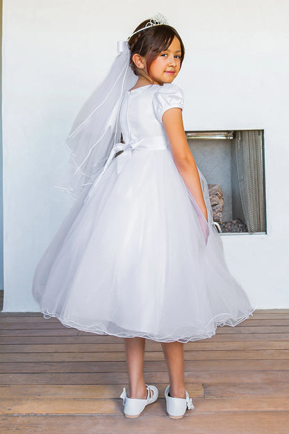 Back satin bow and zipper finish this White communion dress.