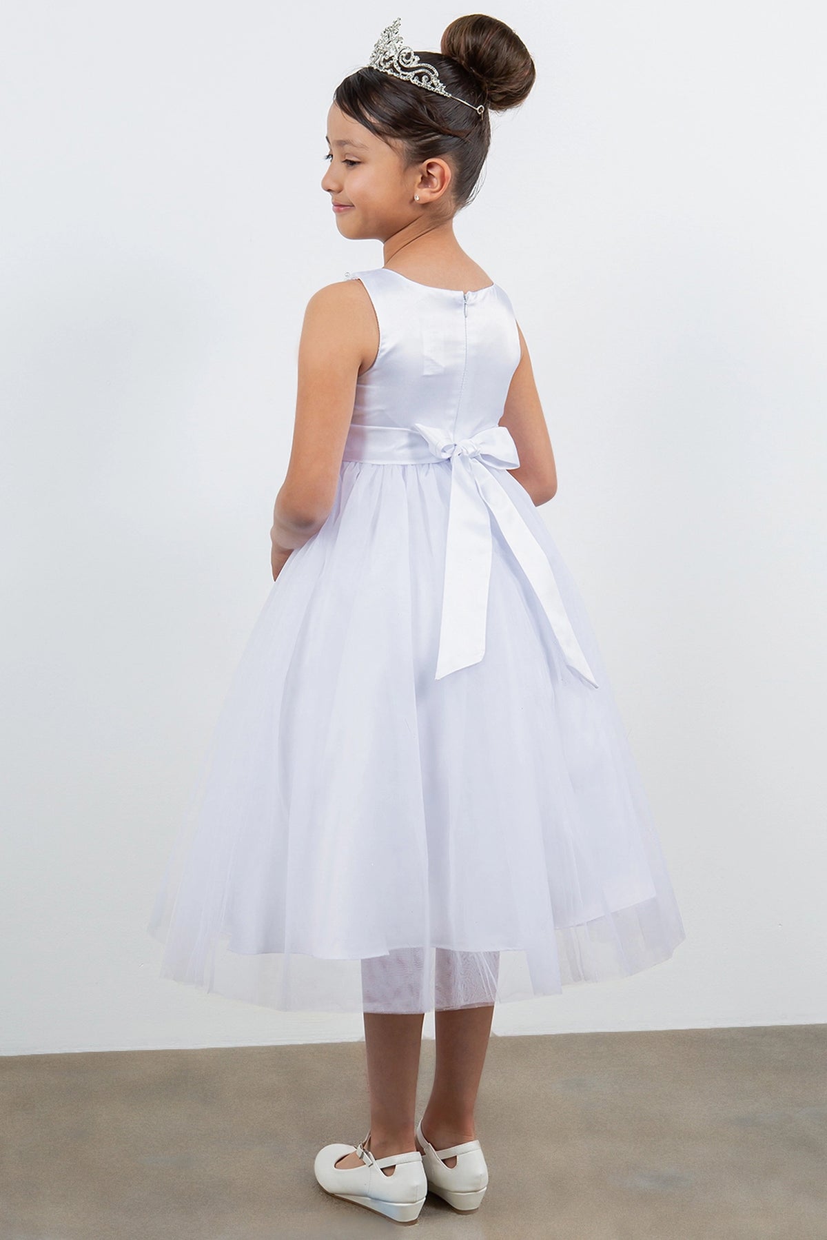 Back satin bow and zipper finish the White flower girl dress.