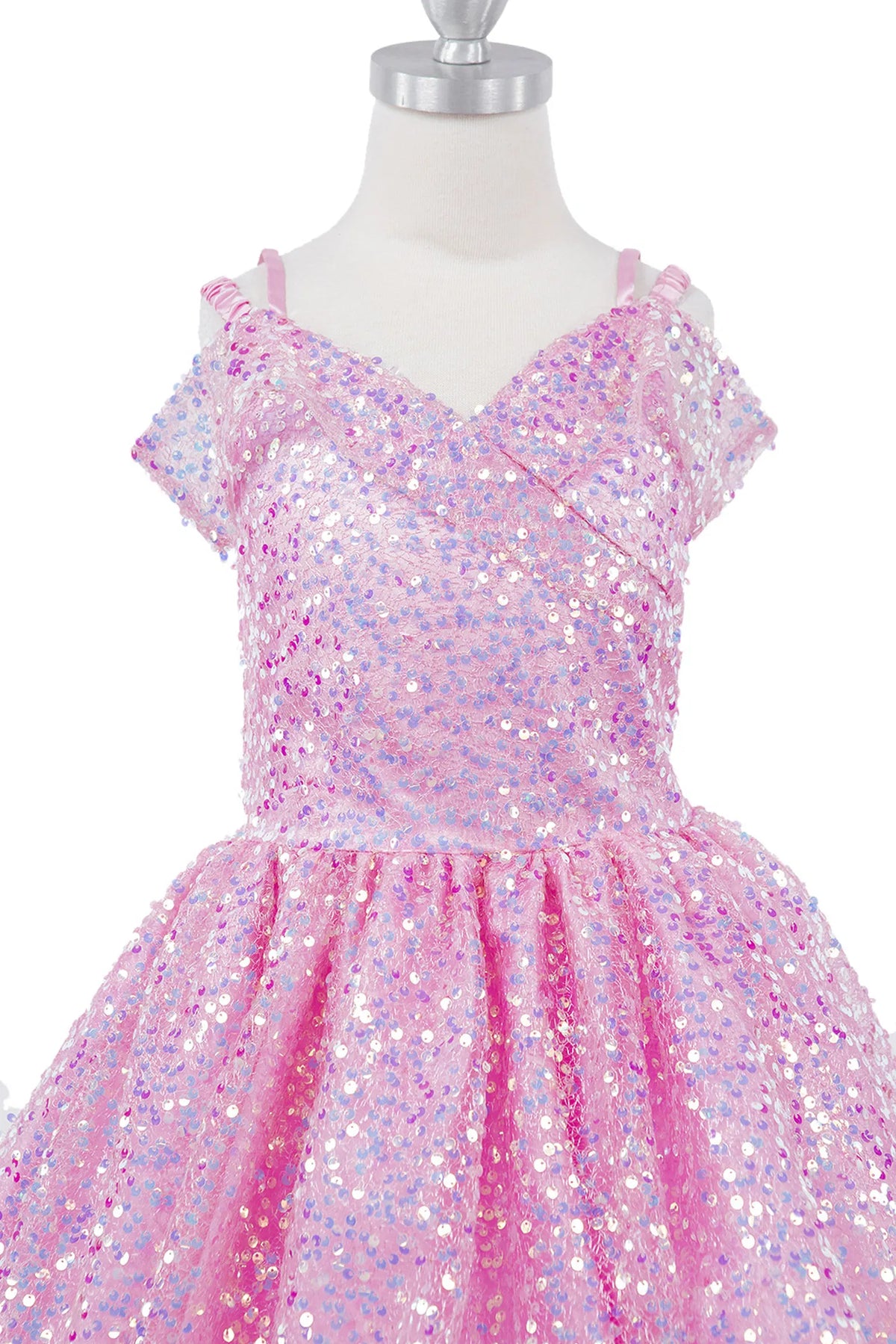 Showcasing with shimmering sequins throughout the dress, this Pink kids party dress displays elegant detail.