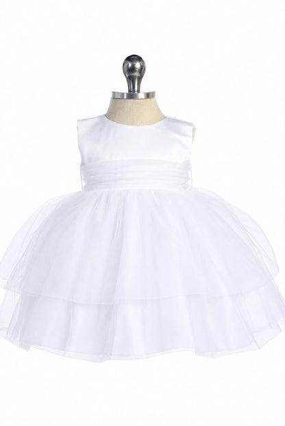Visible on the white flower girl dress: a smooth satin bodice.