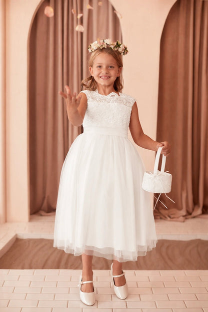 On this off-white flower girl dress, scalloped neckline lace is visible.