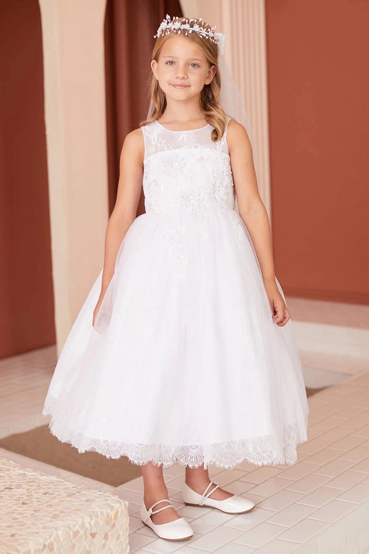 Visible on the white flower girl dress: a full lace skirt.