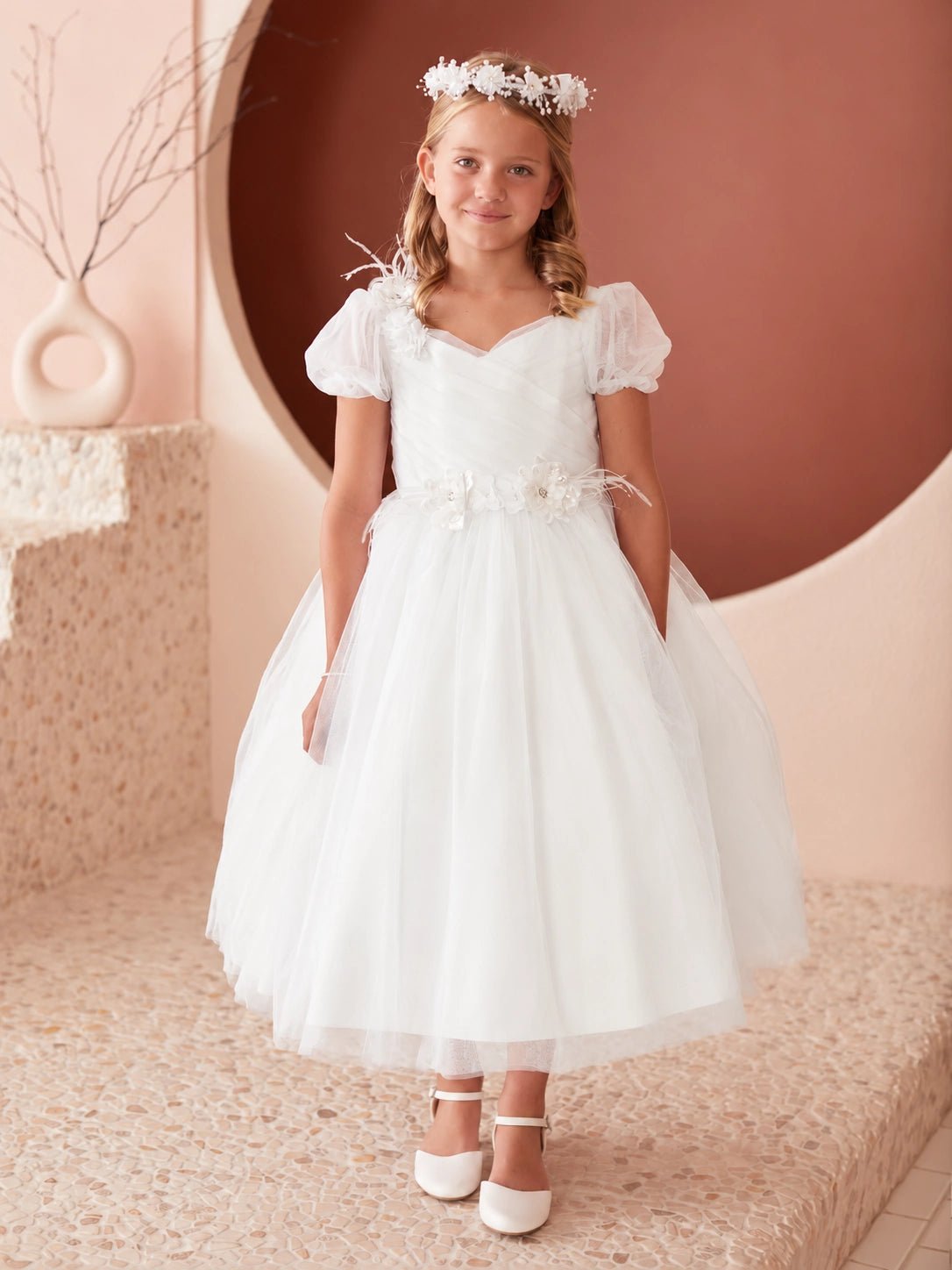 Off-White flower girl dress detailed with puff organza sleeves.