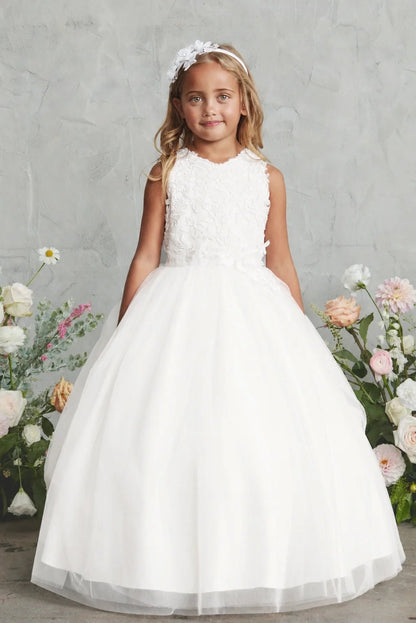 Defined by a 3D textured bodice, this off-white flower girl dress.