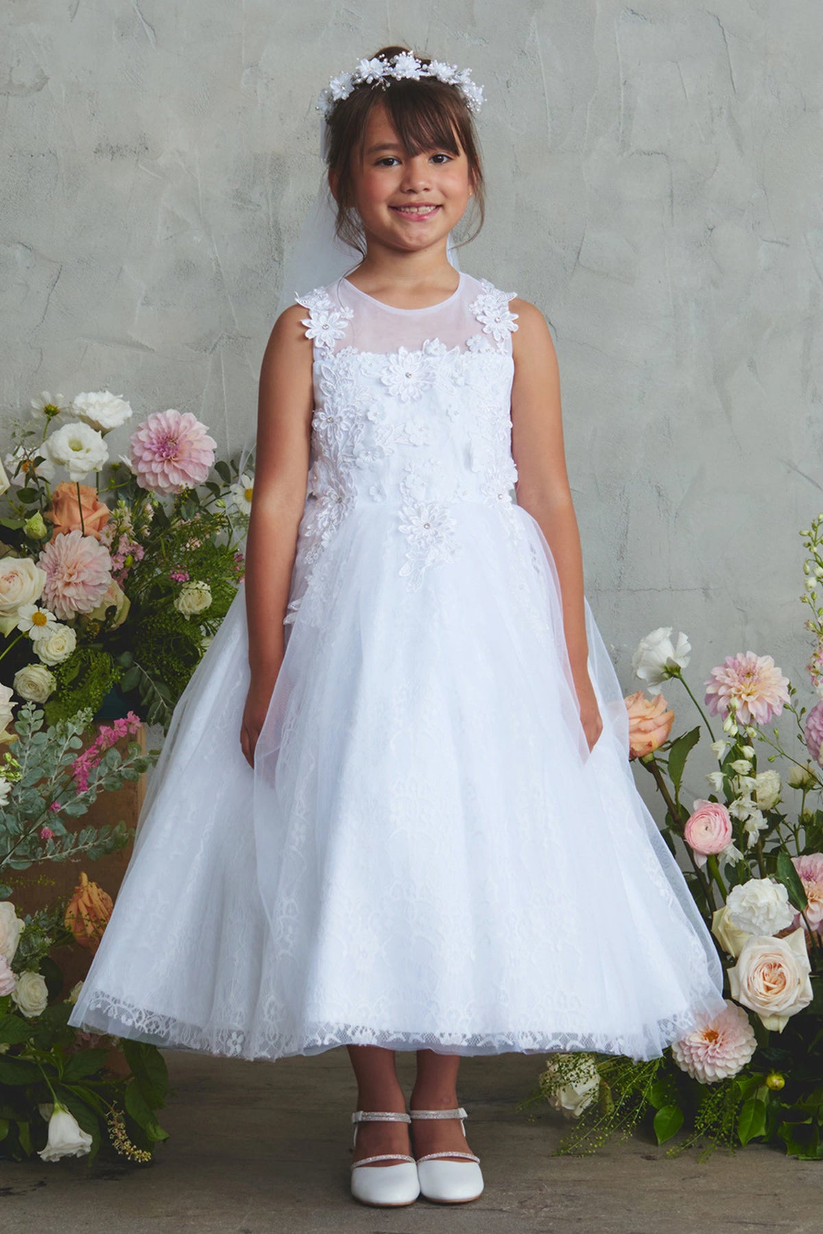 3D shoulder flowers are visible on the white flower girl dress.