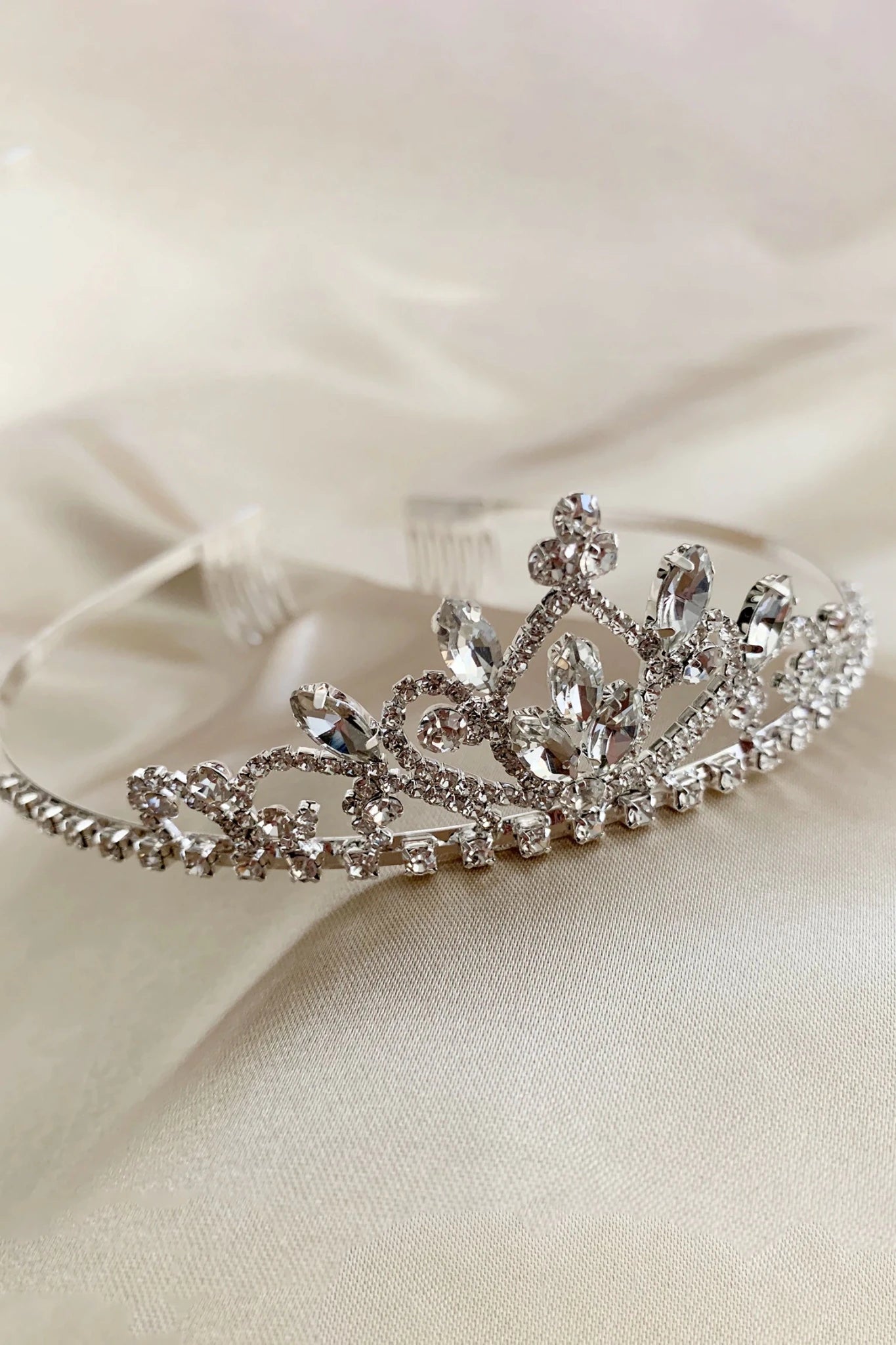 Silver rhinestone flower girl tiara.