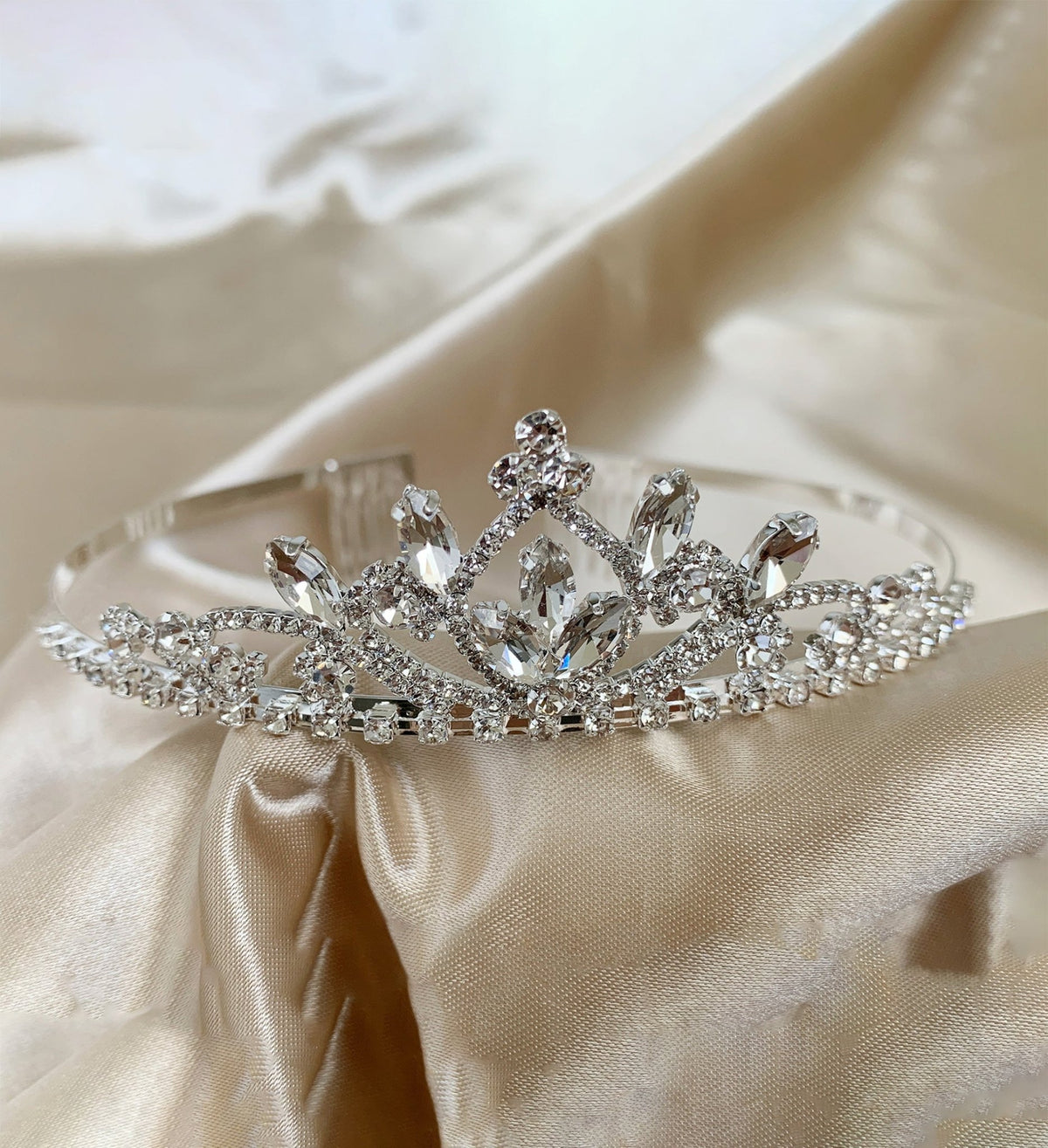 Silver rhinestone flower girl tiara.