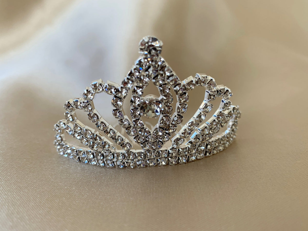 Silver rhinestone flower girl tiara comb, front view.