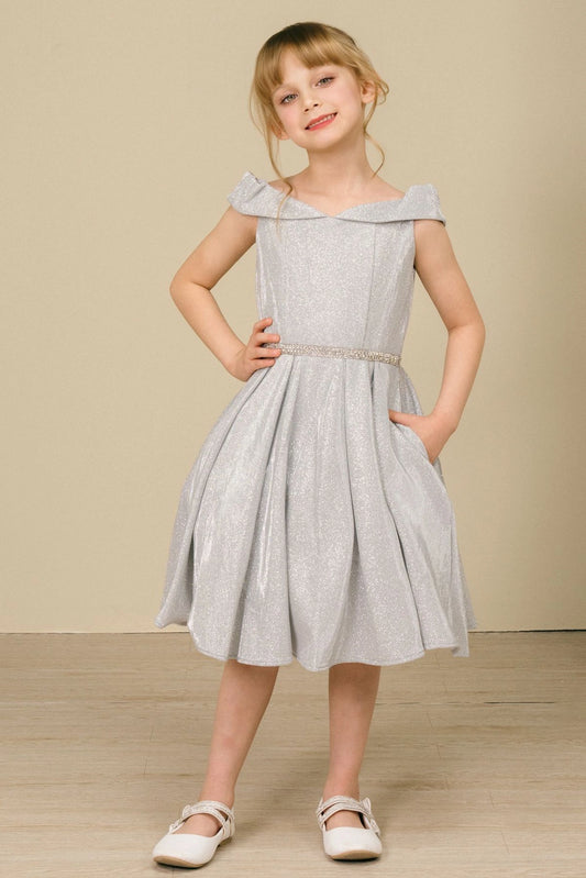 Showcasing with a folded off-shoulder neckline, this Silver kids party dress displays elegant detail.