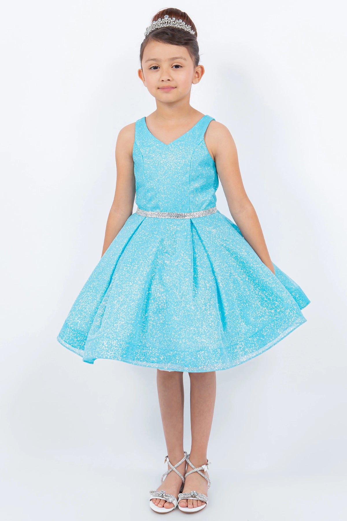Showcasing with a glittered pleated skirt, this Blue kids party dress displays elegant detail.