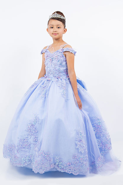 Lilac front view kids mini quinceañera ball gown with two-tone embroidered corset, floral lace and off shoulder sleeves