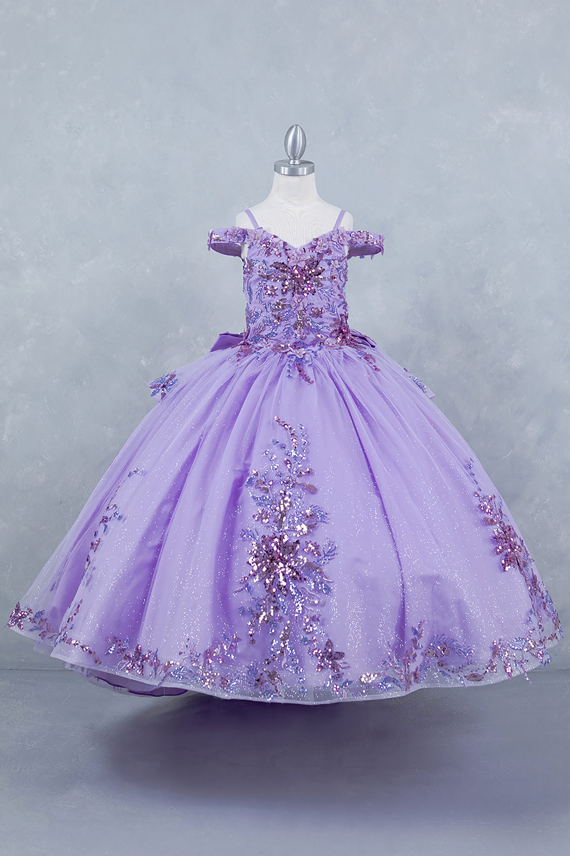 Mini Quince | Lilac 3D Beaded Flowers Applique Off Shoulder Glitter Tulle with Train 3-Anos Ball Gown Mini Quinceanera Dress |  Samara dress front