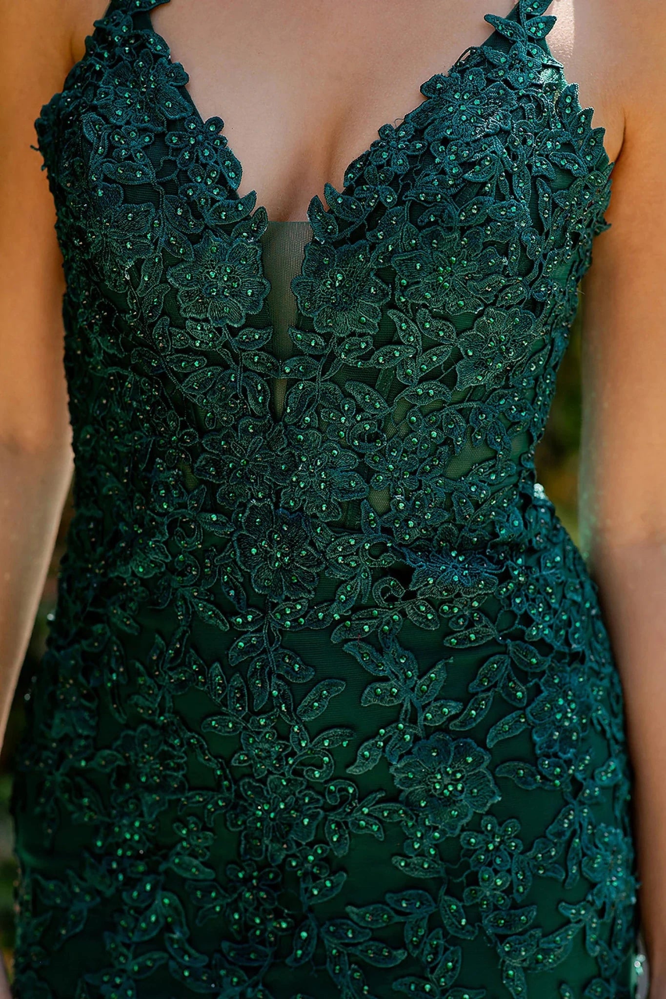 Hunter green prom dress featuring floral embroidery lace appliques