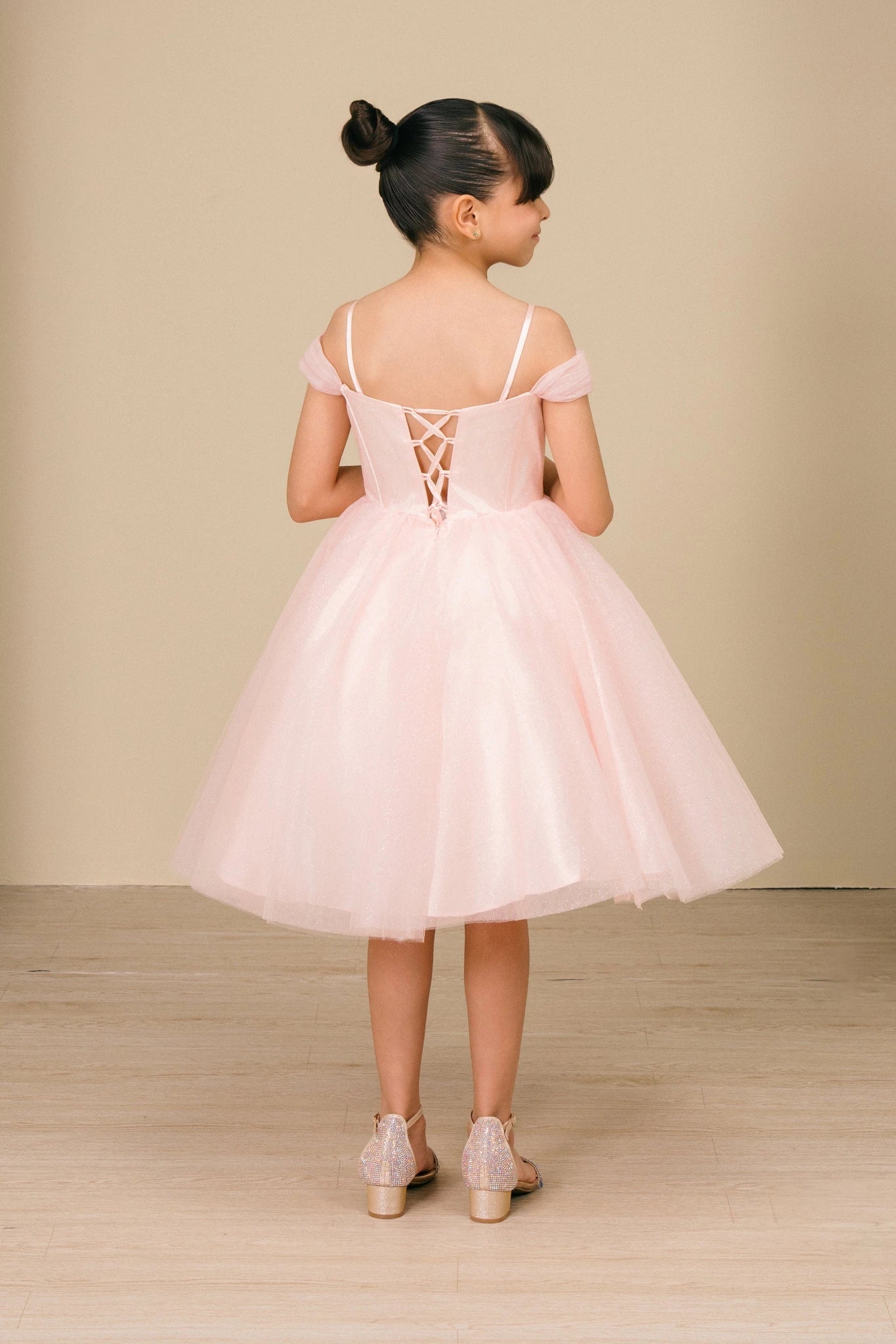 Pink flower girl dress with Lace-up back.
