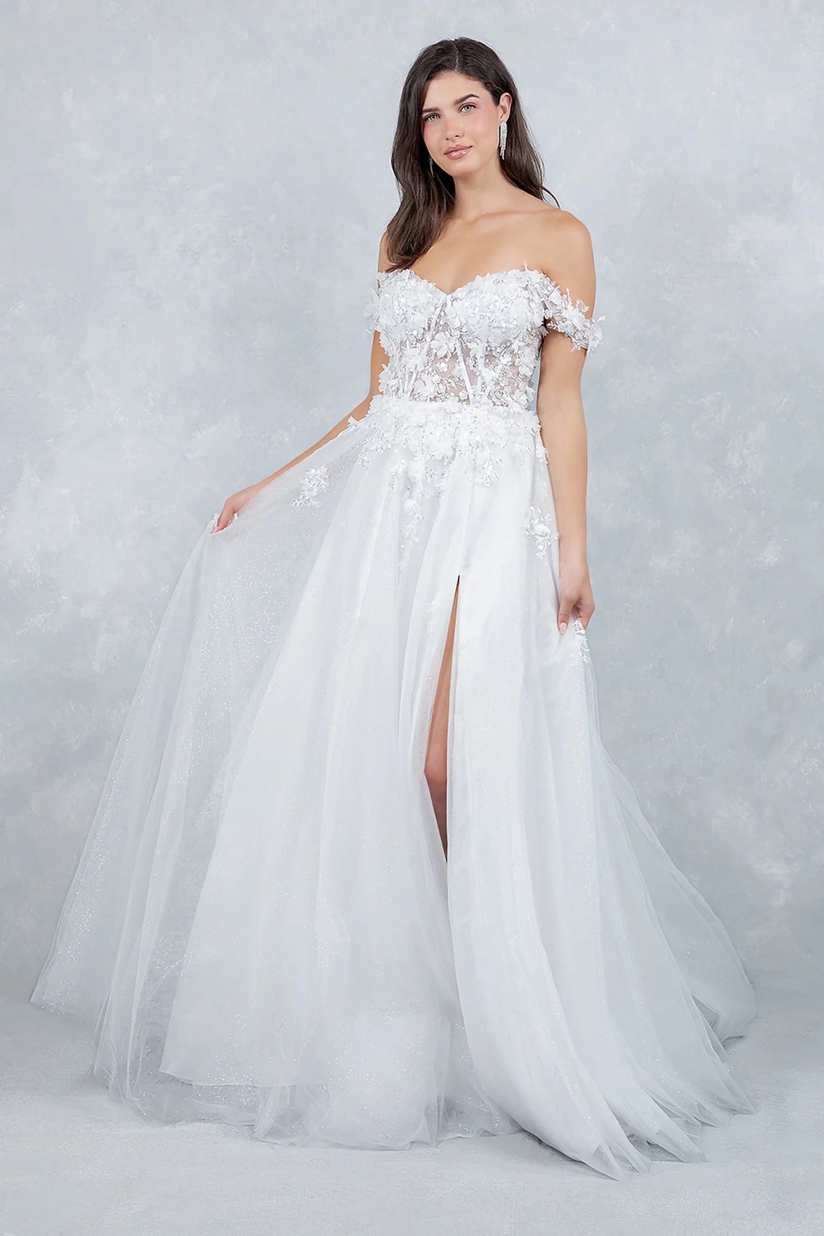 White prom dress featuring fitted bodice with lace details and sweetheart neckline