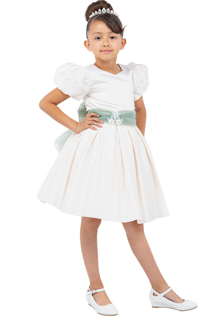 Featuring contrasting sash below a square neckline on the Ivory flower girl dress.