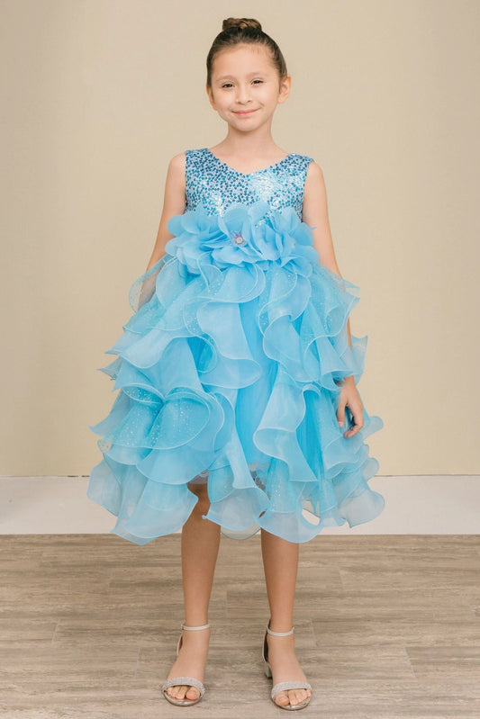 Showcasing with petal-shaped skirt ruffles, this Blue kids party dress displays elegant detail.