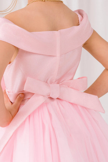 Details of the Pink flower girl dress include back zipper and satin sash ties.