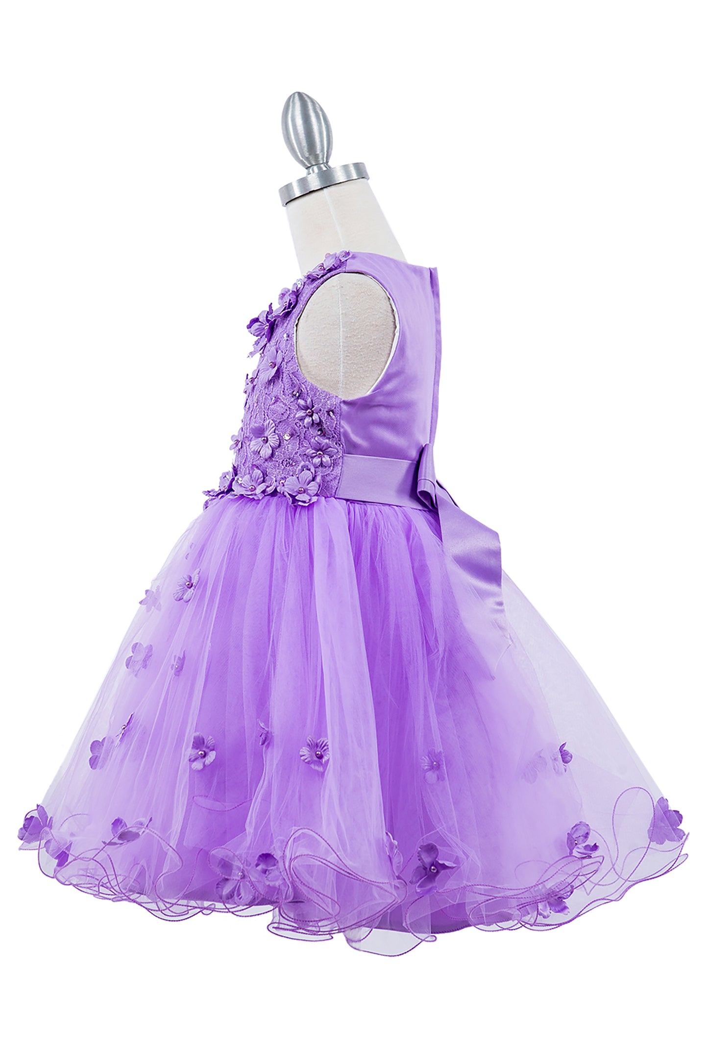 Sleeveless Elegant Tulle Dress Adorned with 3D flowers side view