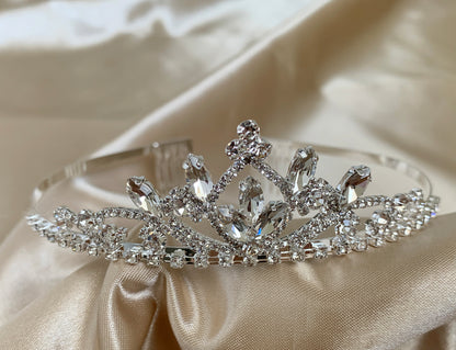 Silver Flower Girl Dainty Rhinestone Tiara | First Communion Tiara | Crystal Flower Girl Headpiece - zoomed in view showcasing beautiful detals