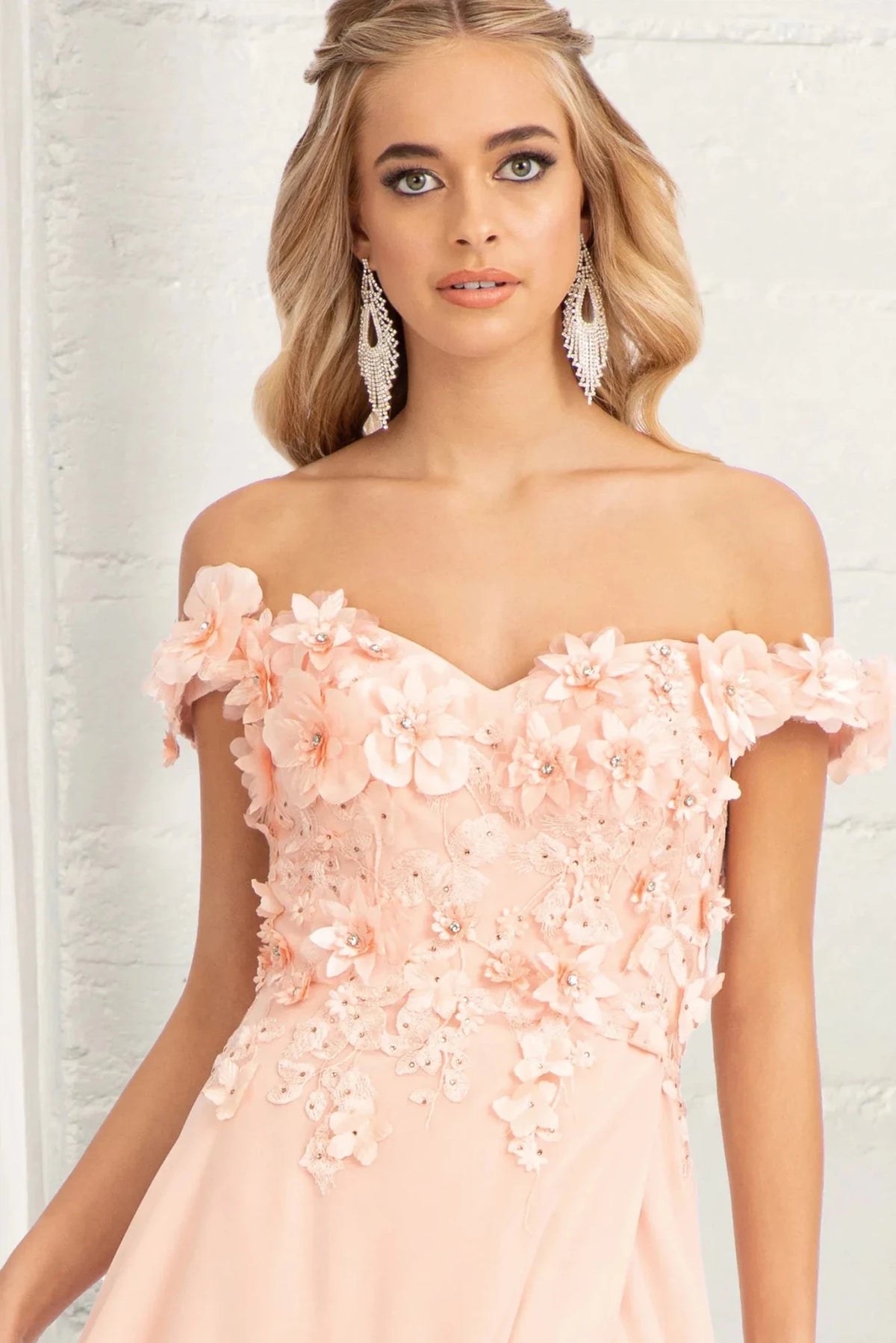 Blush sweetheart prom evening dress upper front with applique, embroidery, jewel