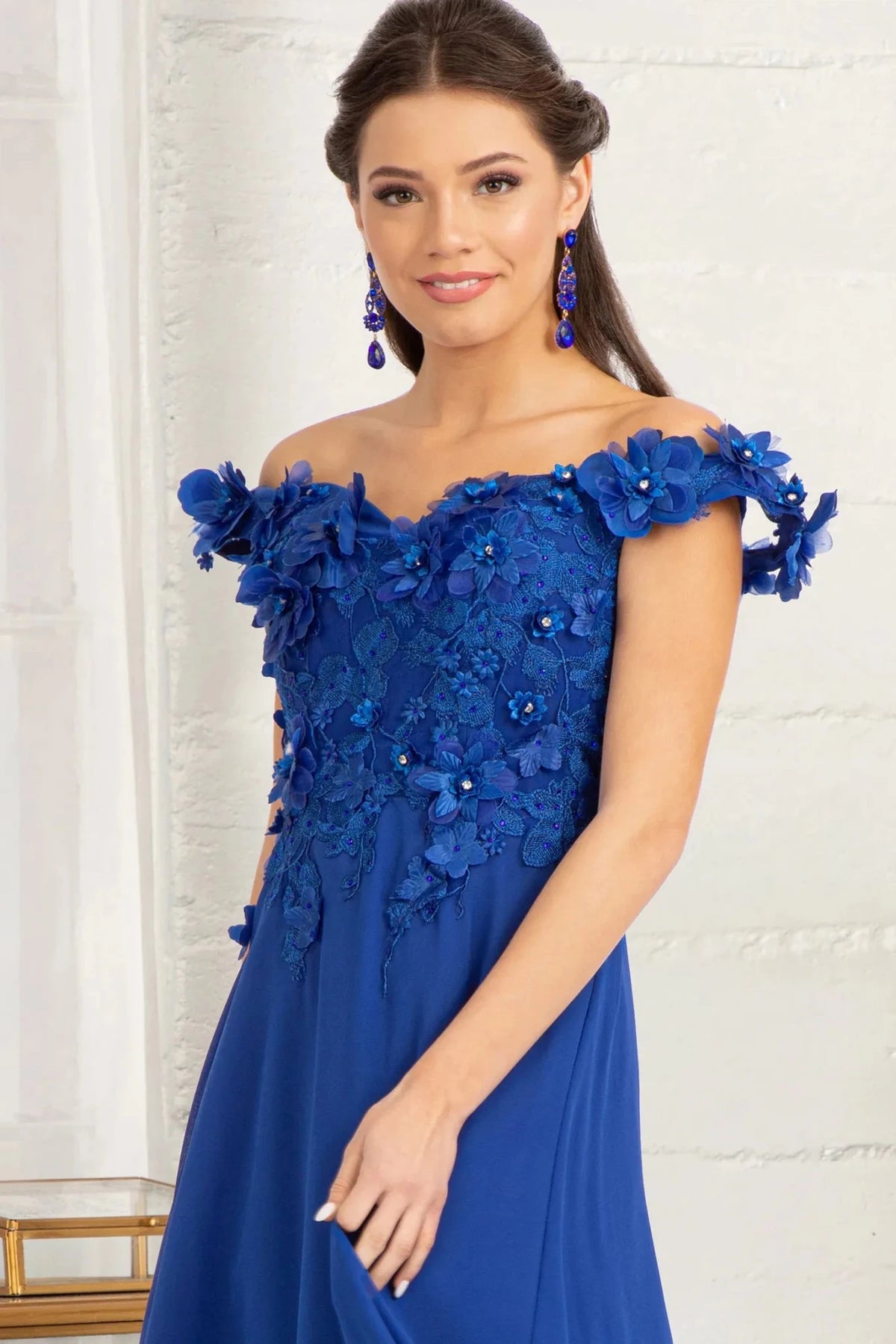 Royal Blue sweetheart prom evening dress upper front with applique, embroidery, jewel