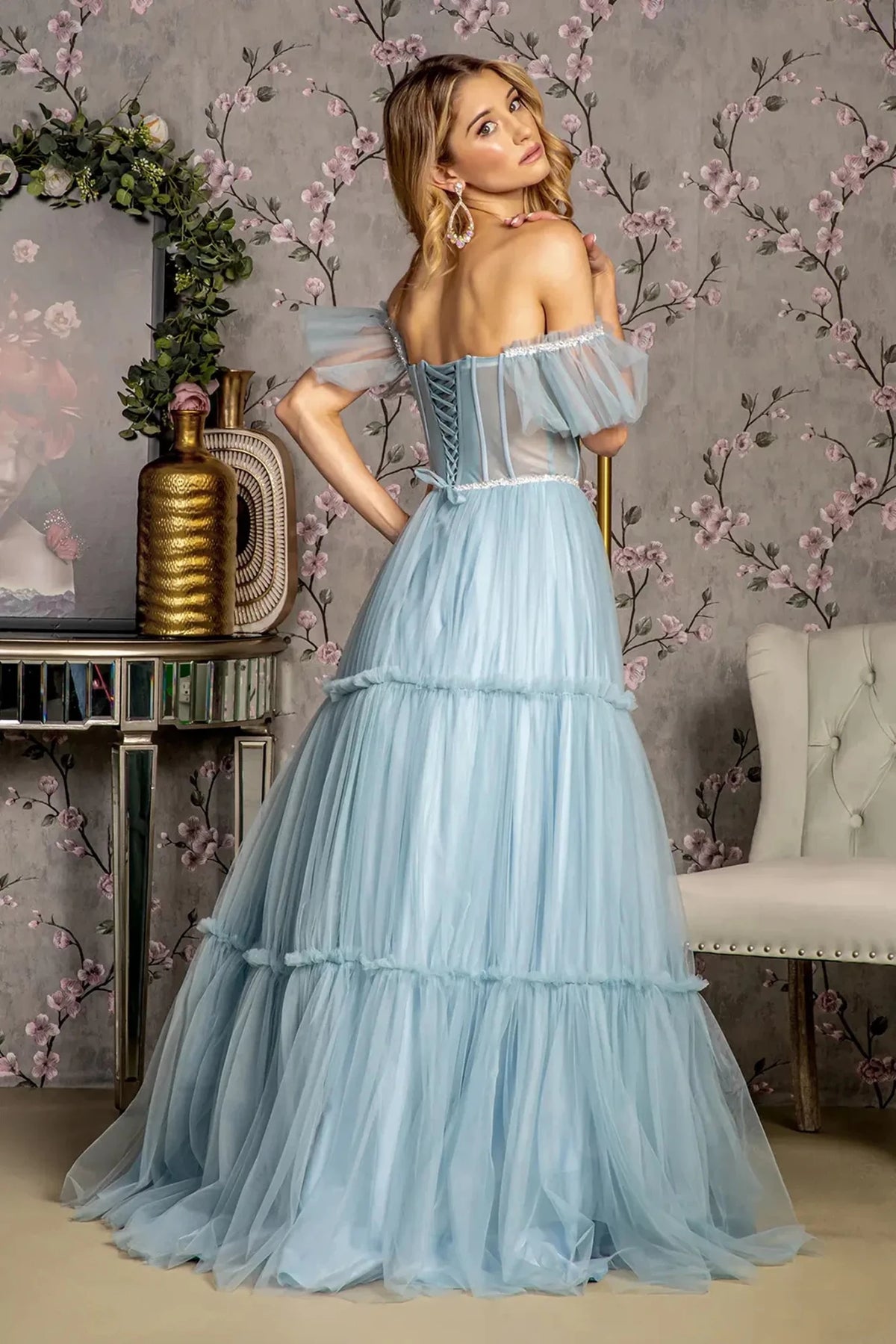 Smoky Blue sweetheart prom evening dress upper front with beads, sequin