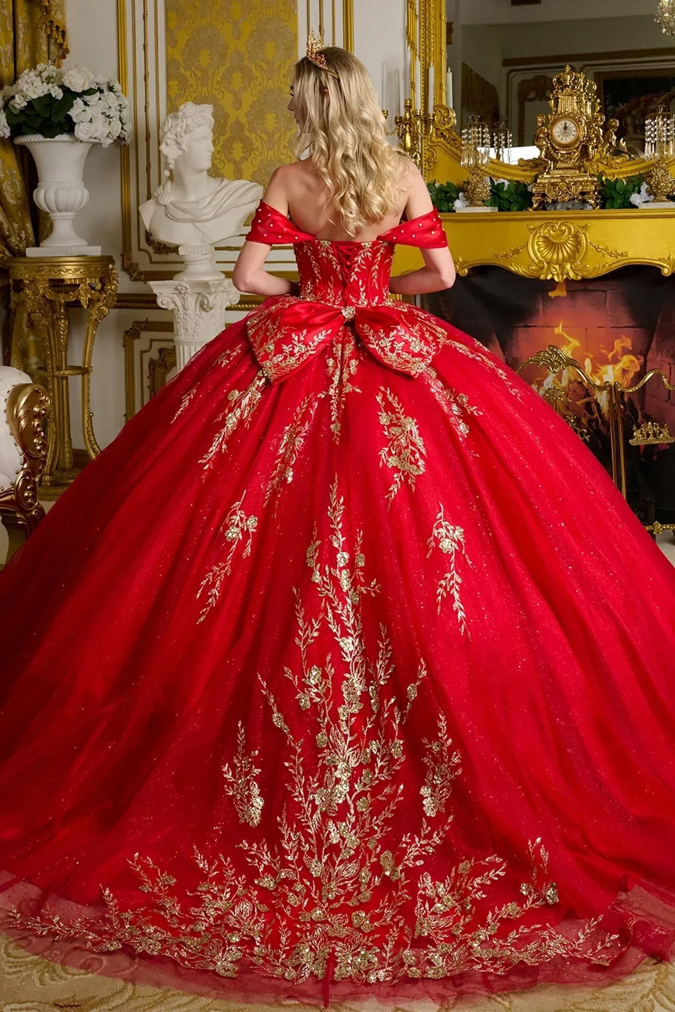 Quinceañera | Red Ball Gown with Pleated Off-Shoulder Straps, and Glitter Details | Evelisse dress back