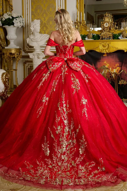 Quinceañera | Red Ball Gown with Pleated Off-Shoulder Straps, and Glitter Details | Evelisse dress back