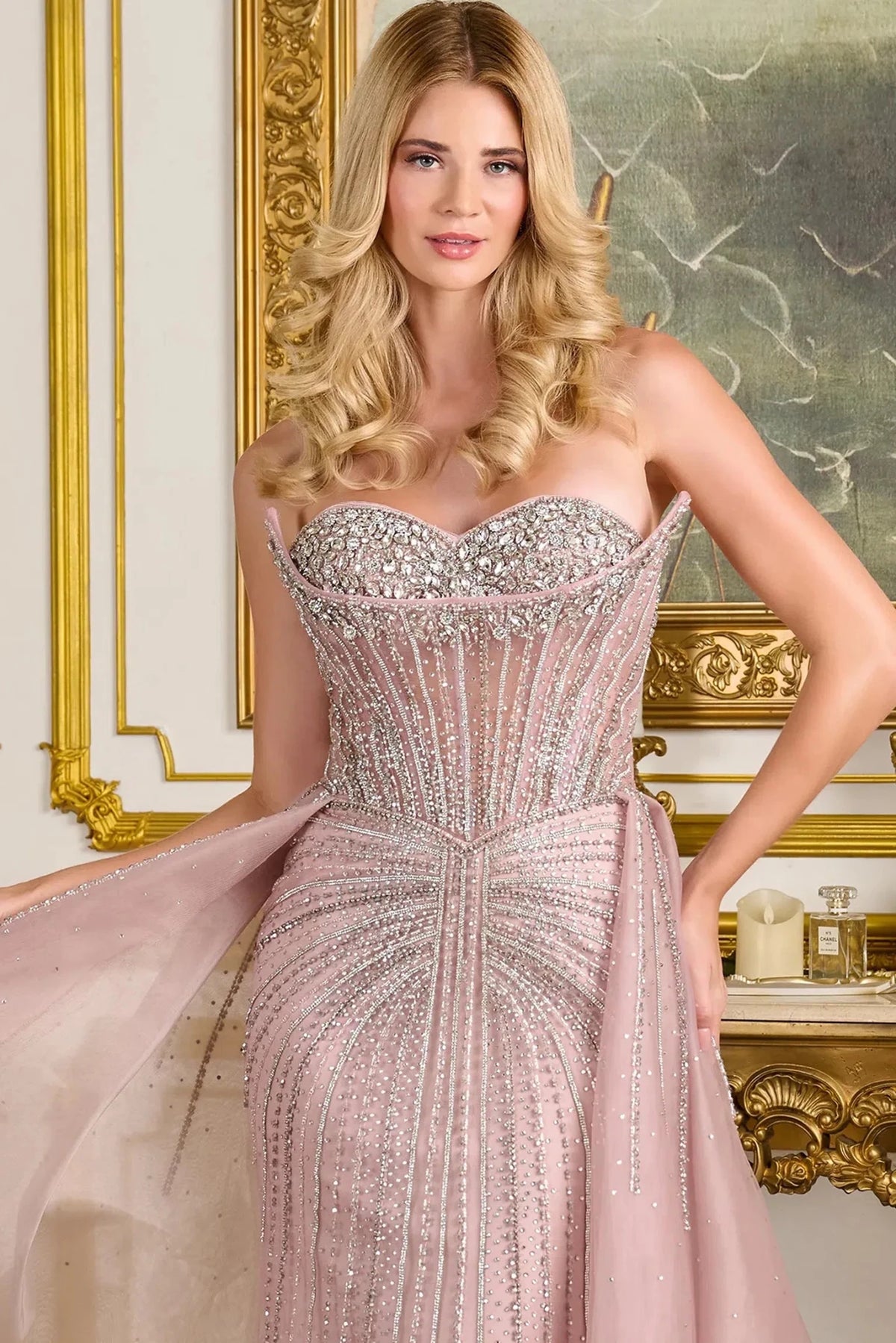 Dusty Rose sweetheart prom evening dress upper front with beads, jewel