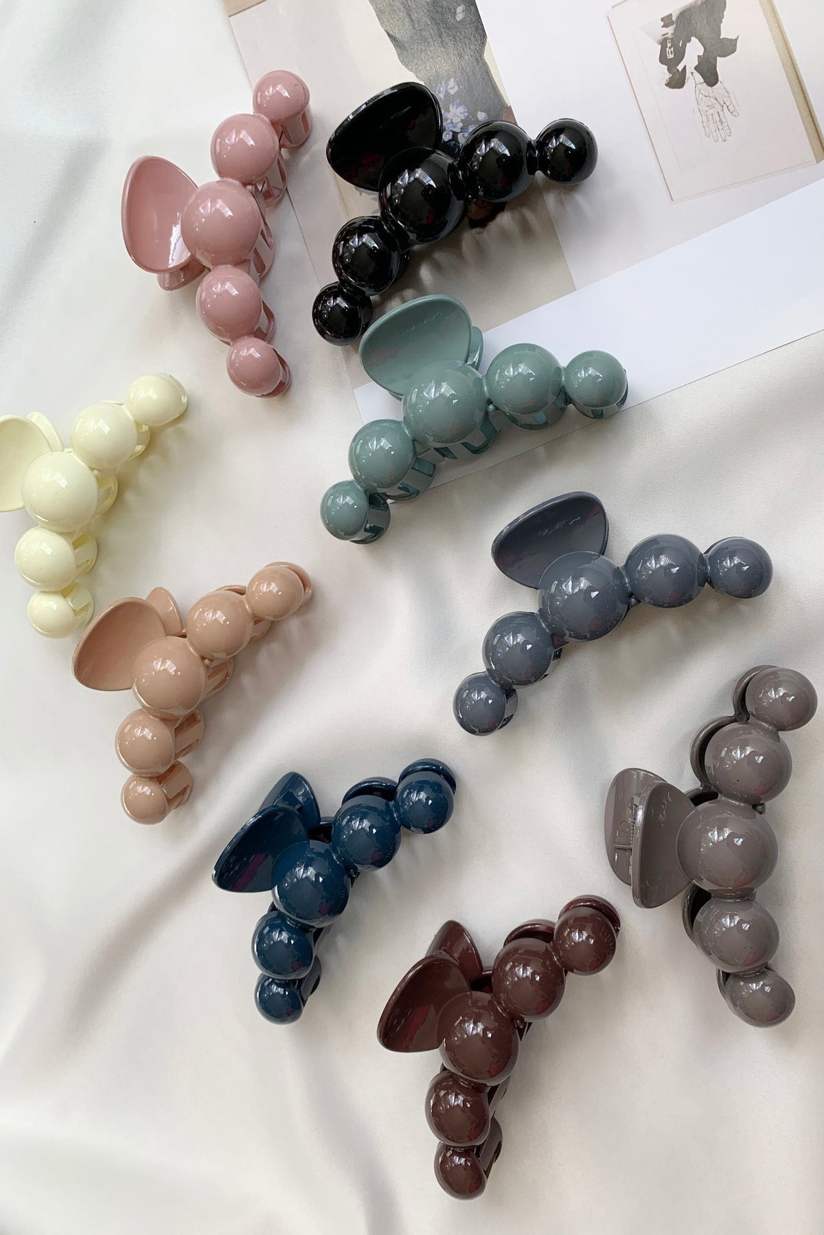 Multi color everyday women's hair claw.