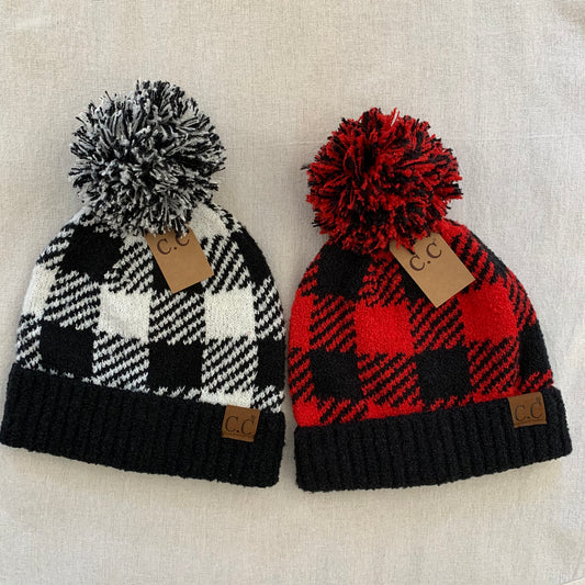 Black red plaid pom-pom women's winter beanie, color assortment.
