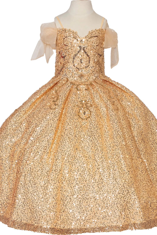 Detailed through the bodice, the Gold mini quinceañera dress shows sequined sweetheart bodice with ribboned puff sleeves.