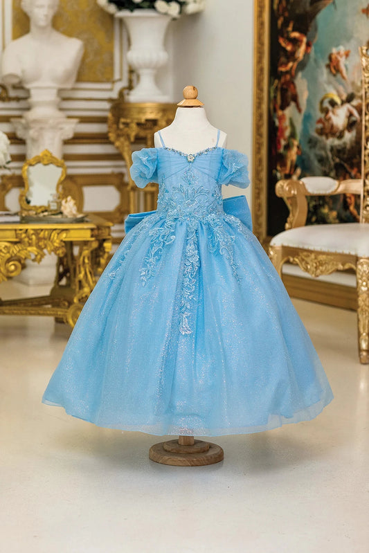 Delicate puff sleeves frame the lace bodice of this Bahama Blue mini quinceañera ball gown.