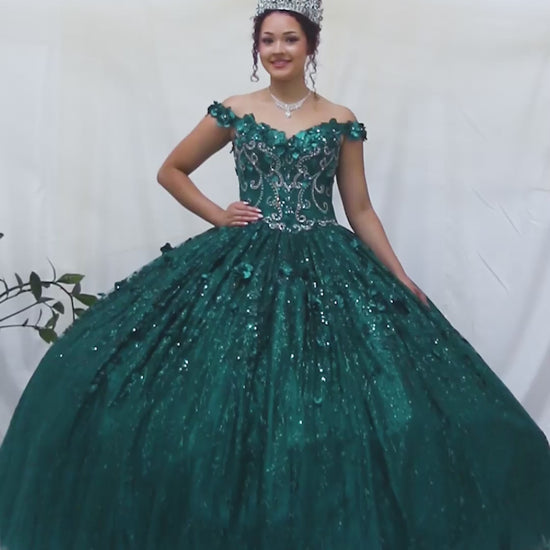 Video of Emerald Green Quinceañera Dress with Delicate Floral Appliques and Romantic Flowing Skirt
