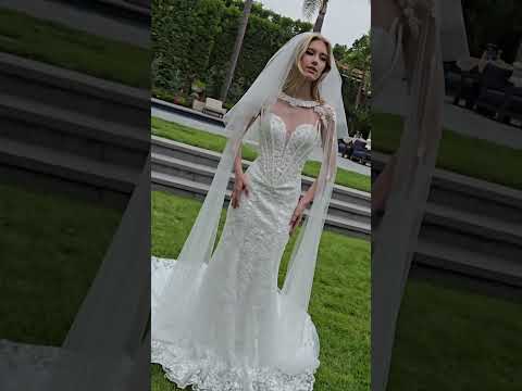 Off-White Wedding Dress with Detachable Cape Sleeves