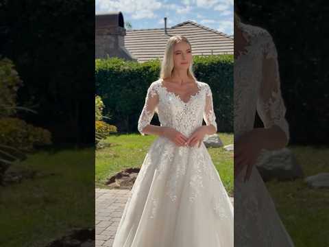 Ivory/Cream Embroidered Glitter Ball Gown Wedding Dress V-Neck